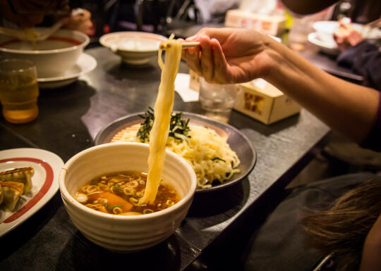 Eating the tsukemen