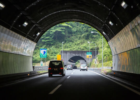 Driving through tunnels