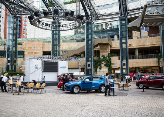 Car demo at Roppongi Hills