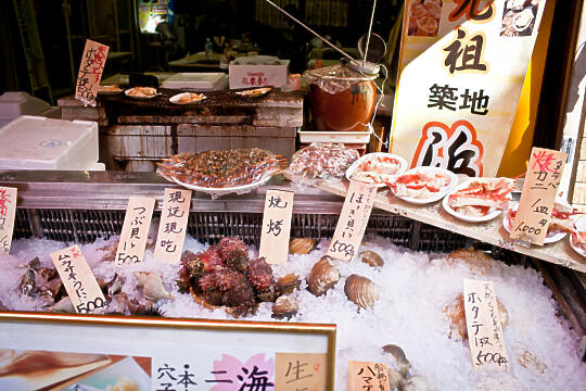 Crab/oyster restaurant at Tsukiji