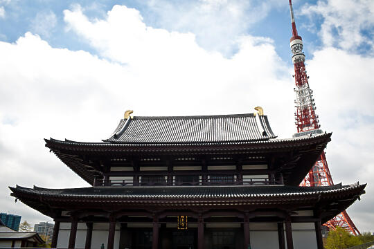 Temple with Tokyo Tower behind it