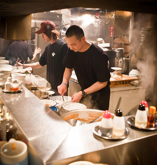 Keizo making our ramen