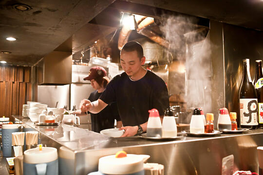 Keizo making our ramen