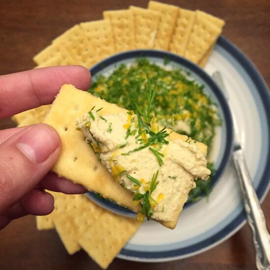 Garlic herb vegan cheese spread