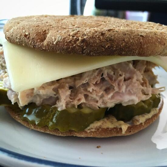 Tuna sandwich