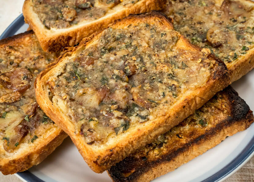 super garlicky garlic bread