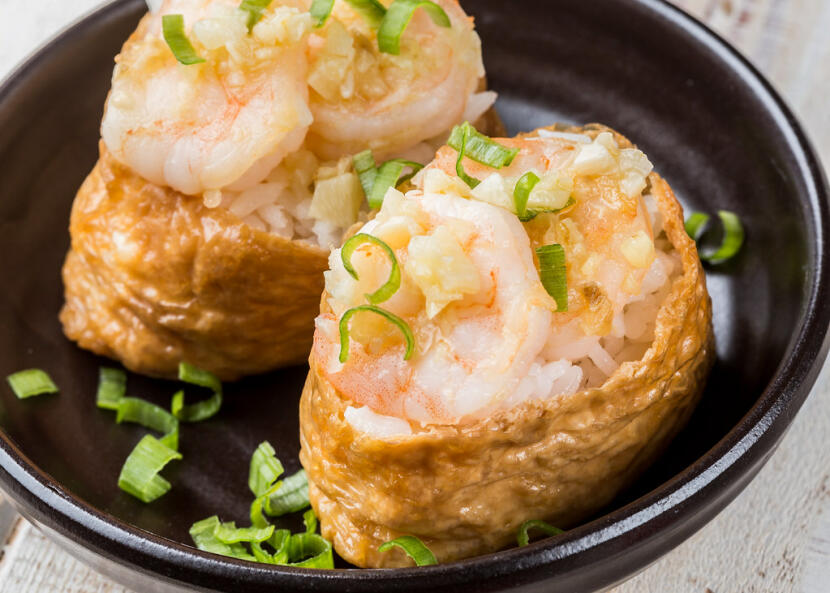 Inari Con Gambas Al Ajillo