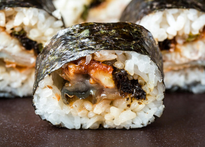 Unagi Asparagus Roll – Sushi Day